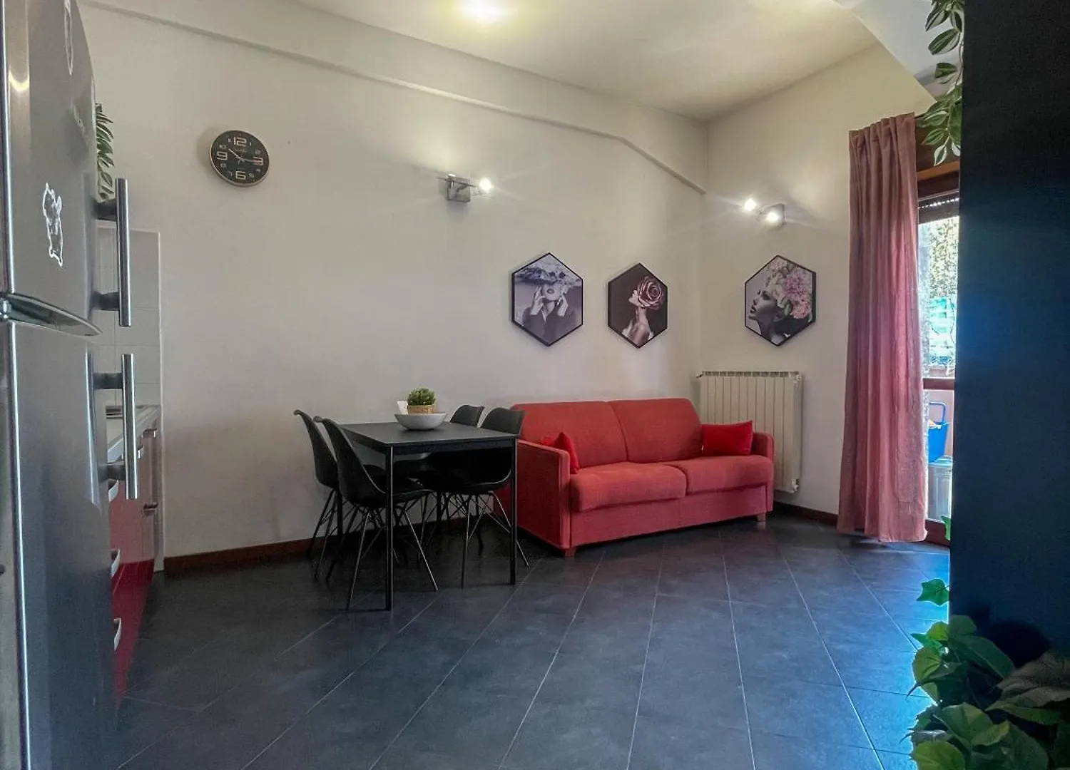 Home In Town - Niguarda - Metro M3 Sotto Casa - Duomo In 12Min Milan Italy