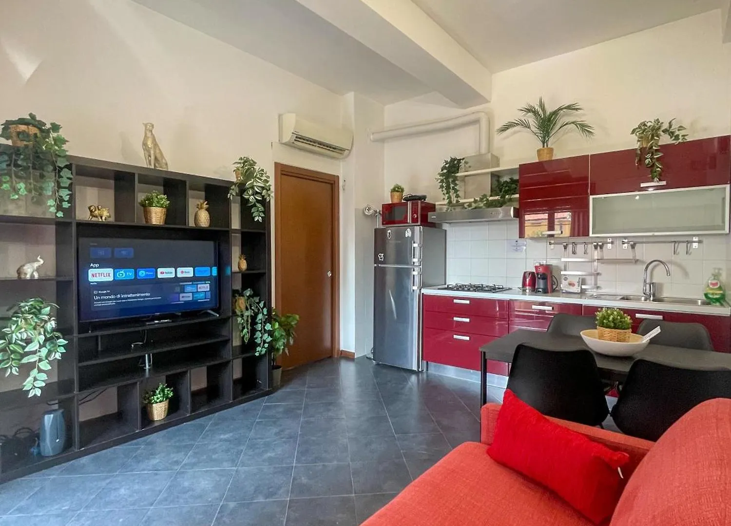 Home In Town - Niguarda - Metro M3 Sotto Casa - Duomo In 12Min Milan